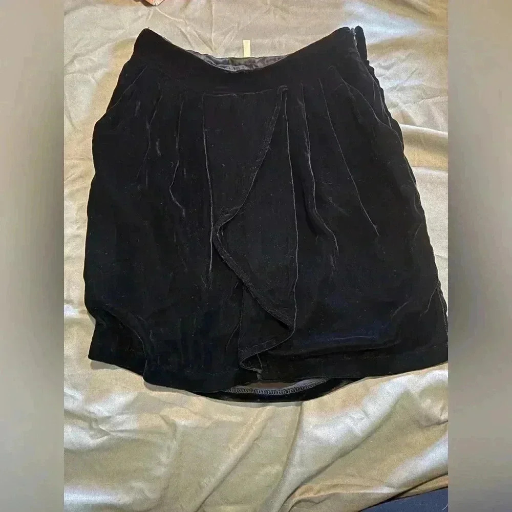 Velvet Heart Black‎ Velvet Wrap Skirt Midi Size Medium
